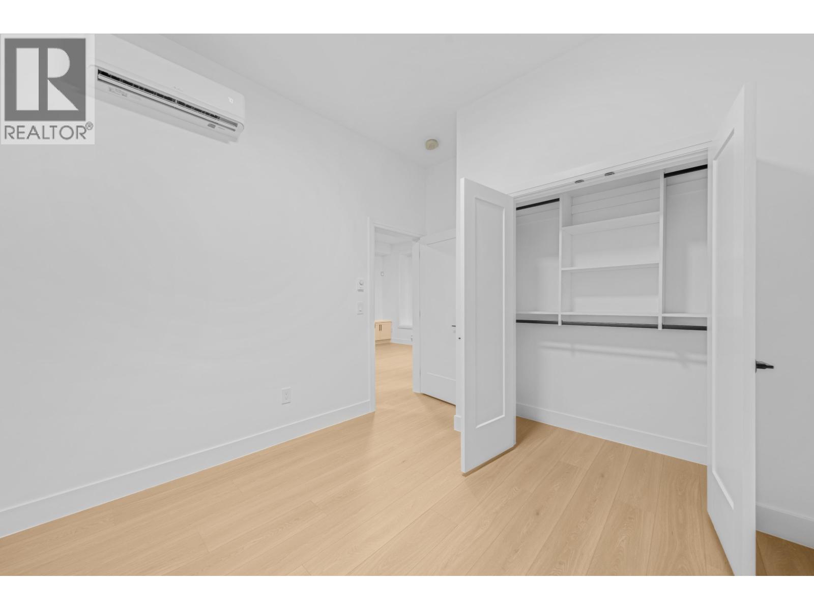 1 8408 17th Avenue, Burnaby, British Columbia  V3N 1N2 - Photo 21 - R3117297