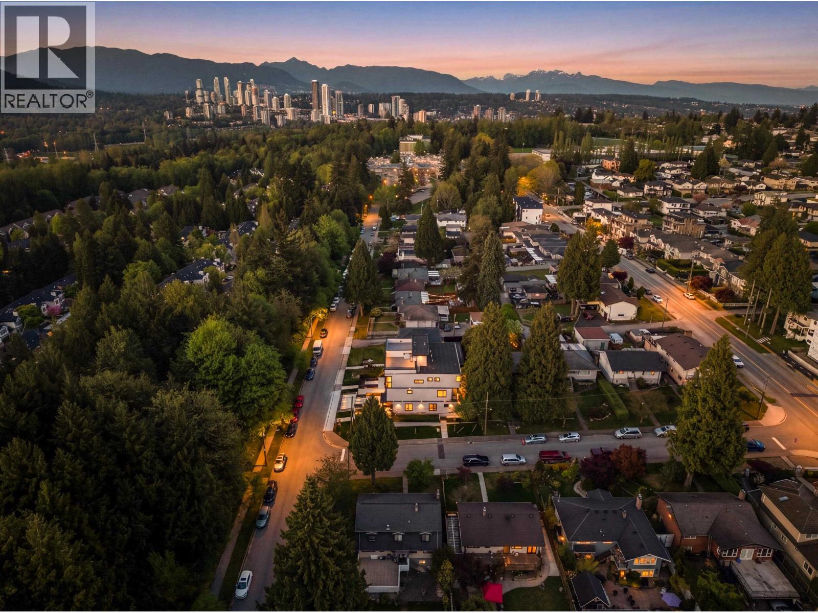 1 8408 17th Avenue, Burnaby, British Columbia  V3N 1N2 - Photo 37 - R3117297