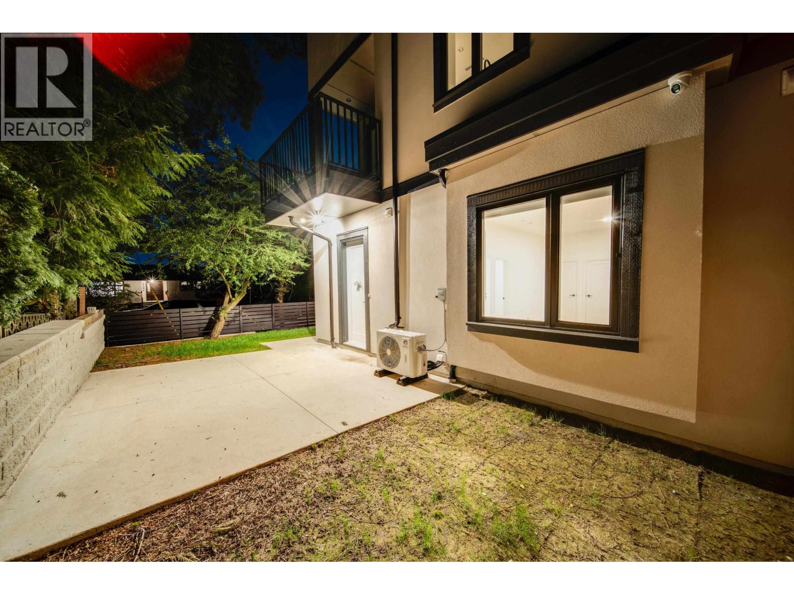 1 8408 17th Avenue, Burnaby, British Columbia  V3N 1N2 - Photo 30 - R3117297