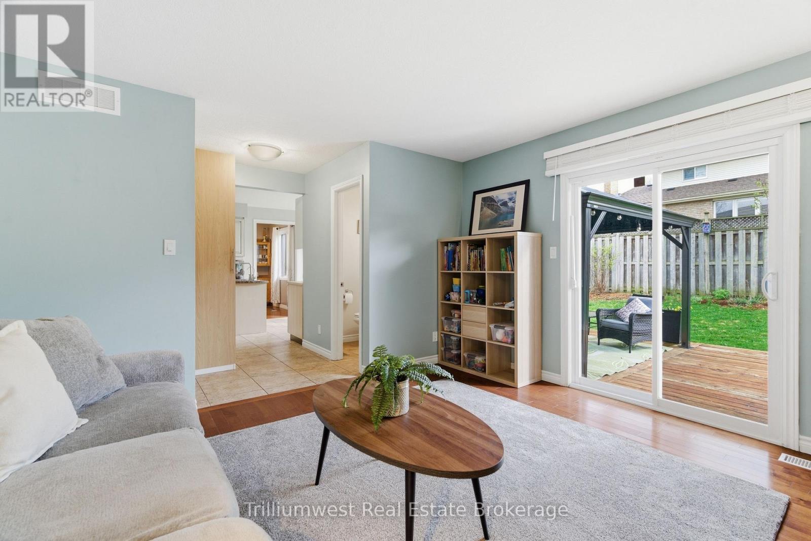 210 Old Country Place, Kitchener, Ontario  N2E 3A3 - Photo 16 - X13060248