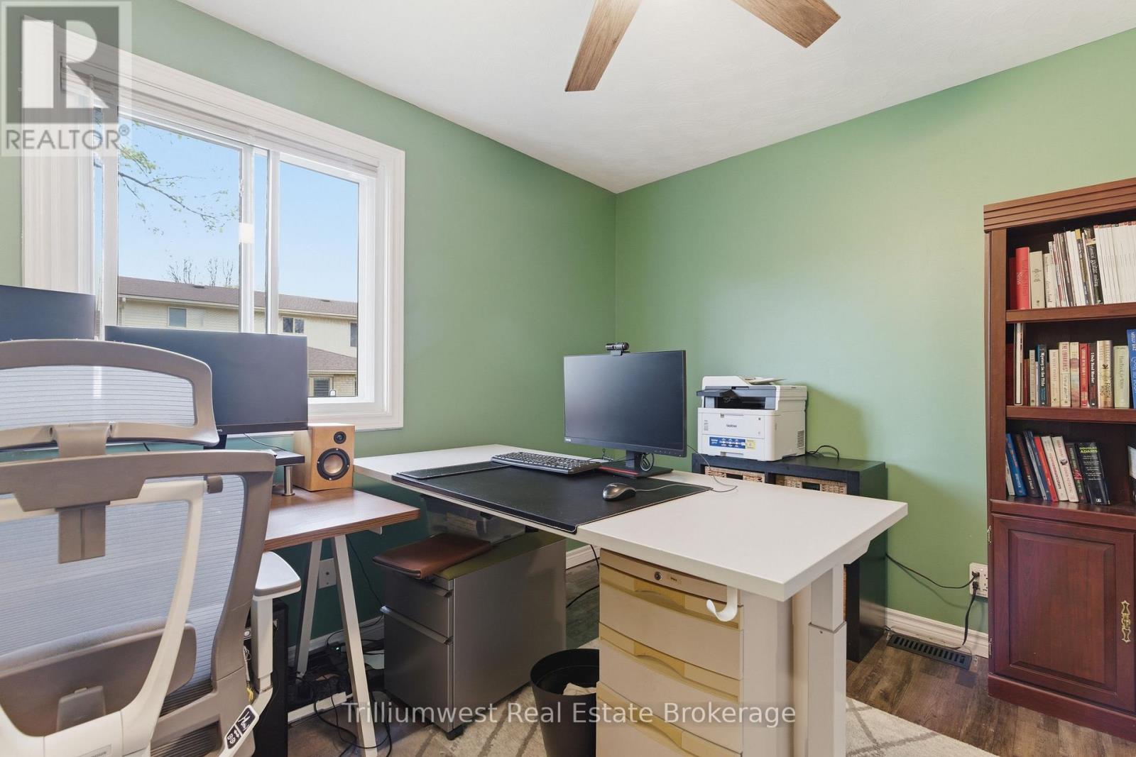 210 Old Country Place, Kitchener, Ontario  N2E 3A3 - Photo 24 - X13060248