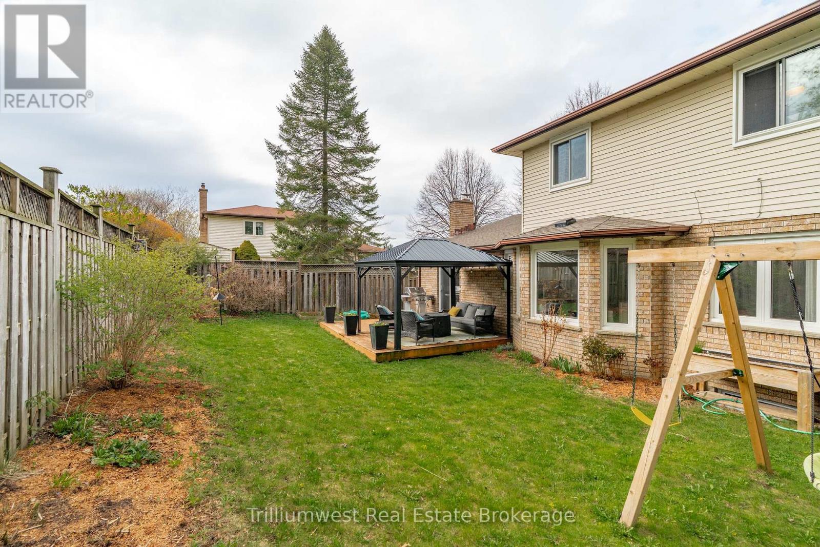 210 Old Country Place, Kitchener, Ontario  N2E 3A3 - Photo 35 - X13060248