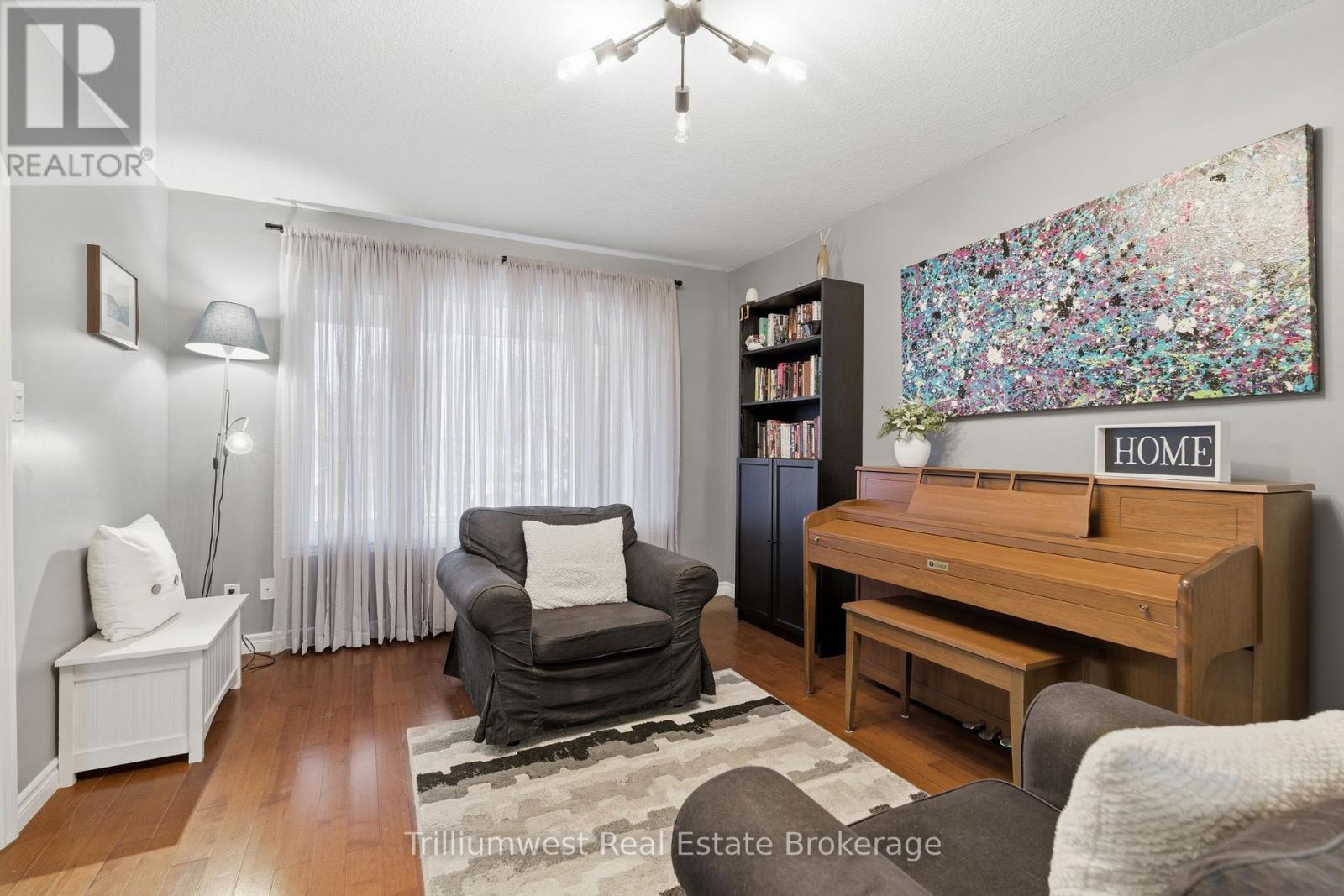 210 Old Country Place, Kitchener, Ontario  N2E 3A3 - Photo 6 - X13060248