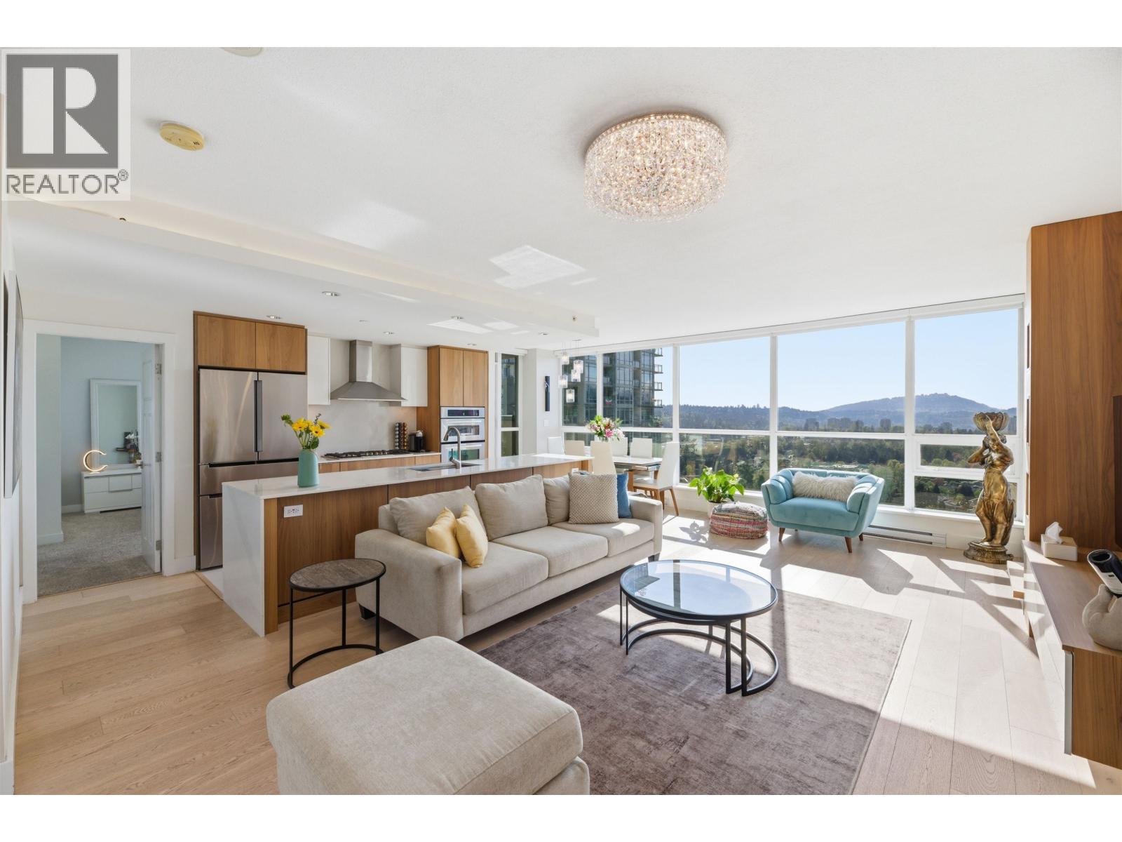 3301 2968 Glen Drive, Coquitlam, British Columbia  V3B 0C4 - Photo 4 - R3116989