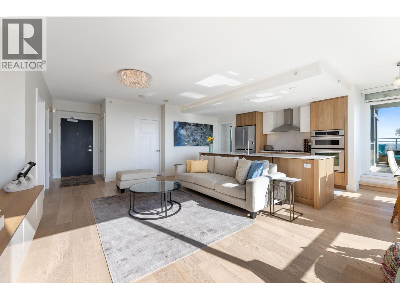 3301 2968 Glen Drive, Coquitlam, British Columbia  V3B 0C4 - Photo 7 - R3116989