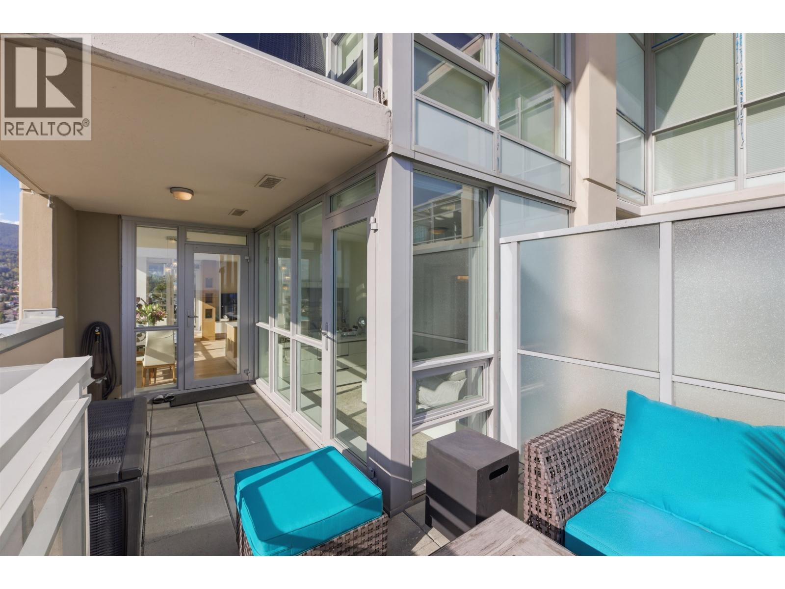 3301 2968 Glen Drive, Coquitlam, British Columbia  V3B 0C4 - Photo 27 - R3116989