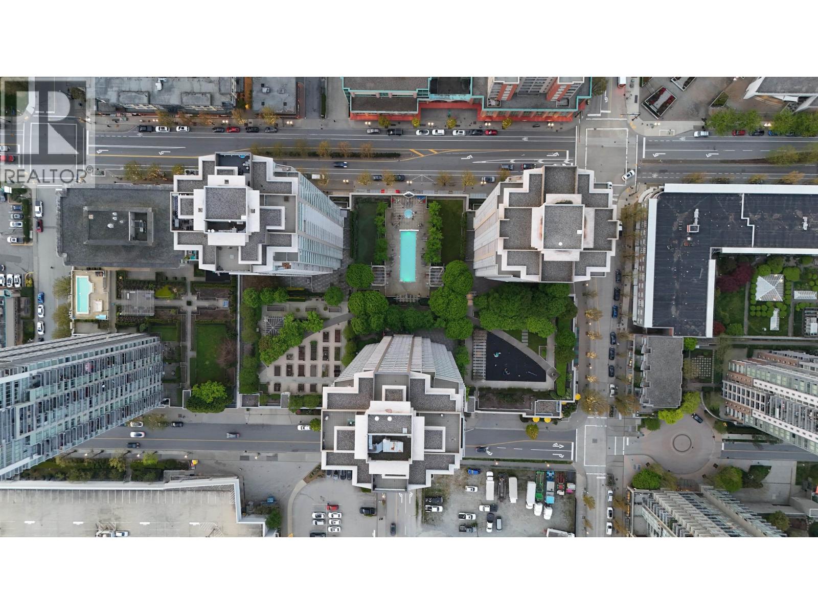 3301 2968 Glen Drive, Coquitlam, British Columbia  V3B 0C4 - Photo 33 - R3116989