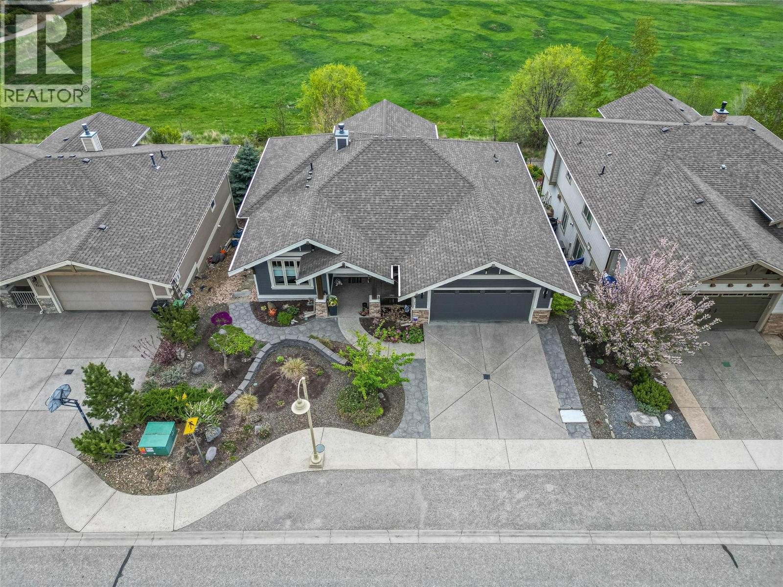 4120 Leatherback Road, Vernon, British Columbia  V1T 9W4 - Photo 2 - 10384933