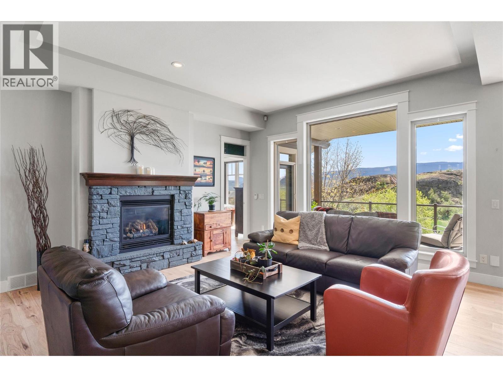 4120 Leatherback Road, Vernon, British Columbia  V1T 9W4 - Photo 15 - 10384933