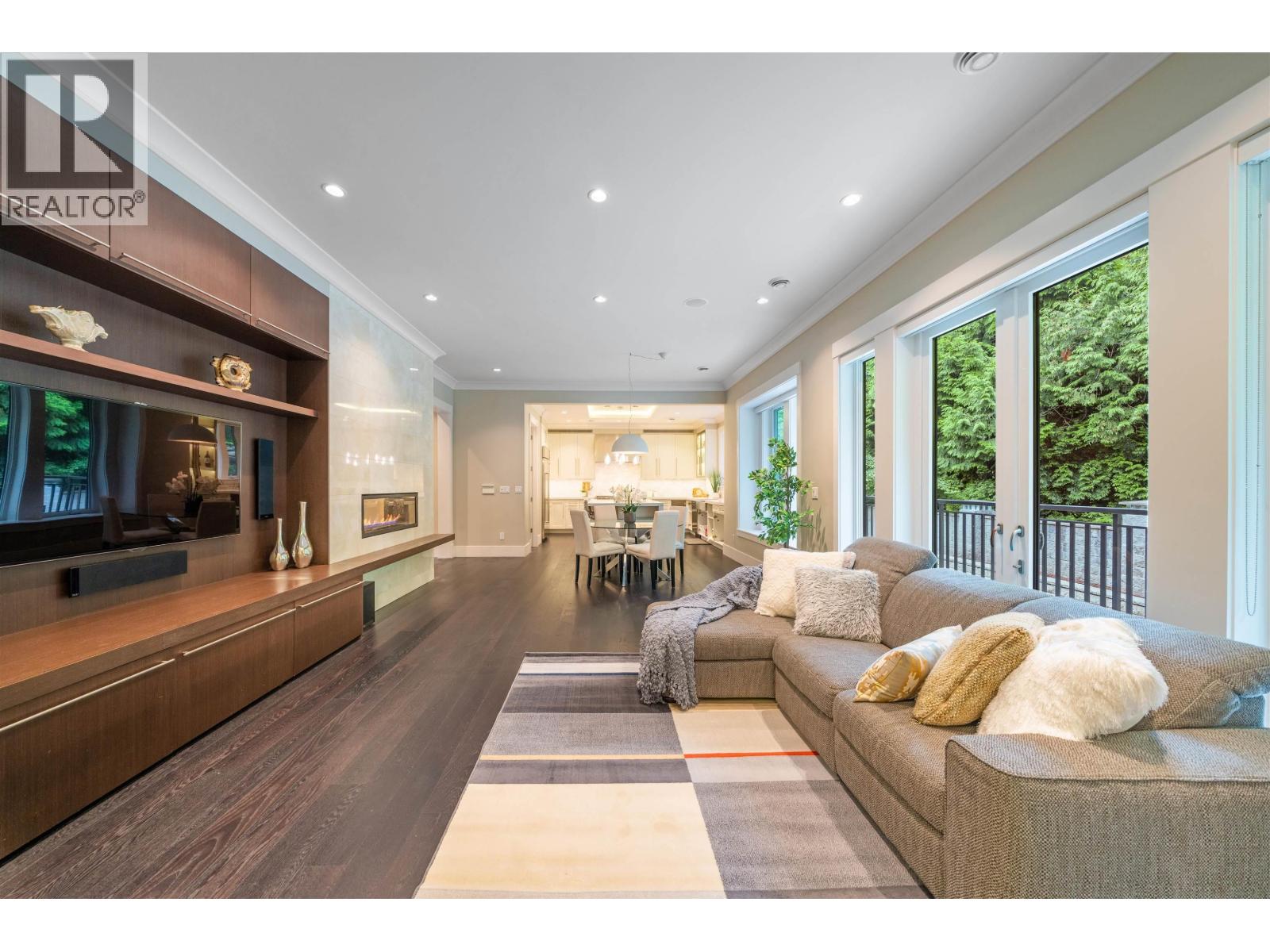 7698 Wheater Court, Burnaby, British Columbia  V5E 4P3 - Photo 13 - R3117494