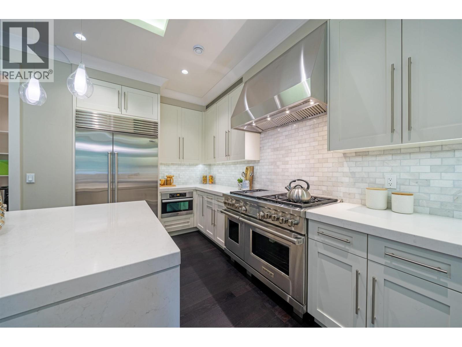 7698 Wheater Court, Burnaby, British Columbia  V5E 4P3 - Photo 12 - R3117494