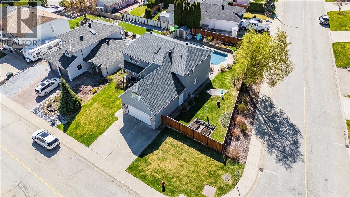 3312 Southridge Drive, Castlegar, British Columbia  V1N 4G1 - Photo 10 - 10385224