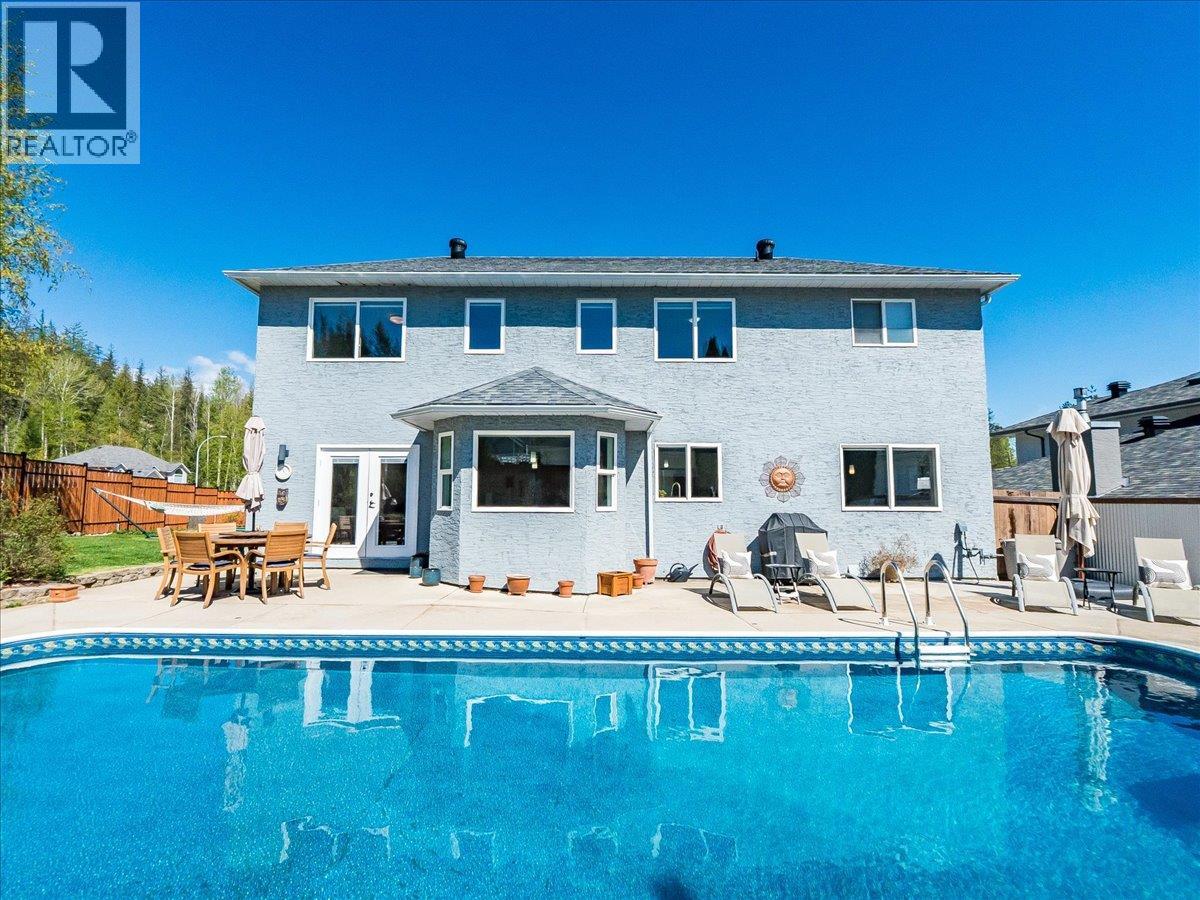 3312 Southridge Drive, Castlegar, British Columbia  V1N 4G1 - Photo 35 - 10385224