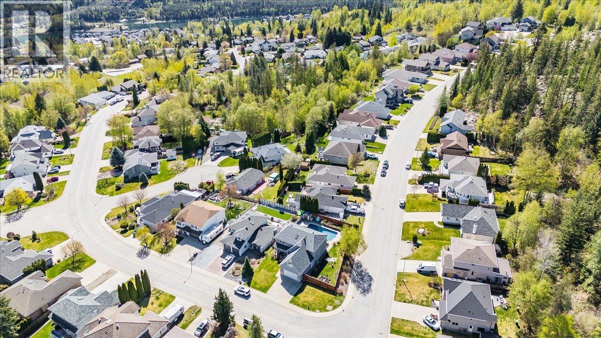 3312 Southridge Drive, Castlegar, British Columbia  V1N 4G1 - Photo 15 - 10385224