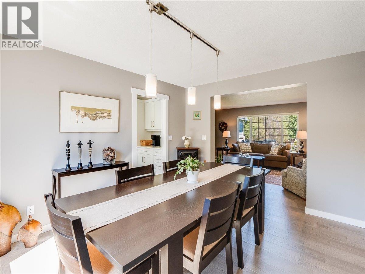 3312 Southridge Drive, Castlegar, British Columbia  V1N 4G1 - Photo 58 - 10385224