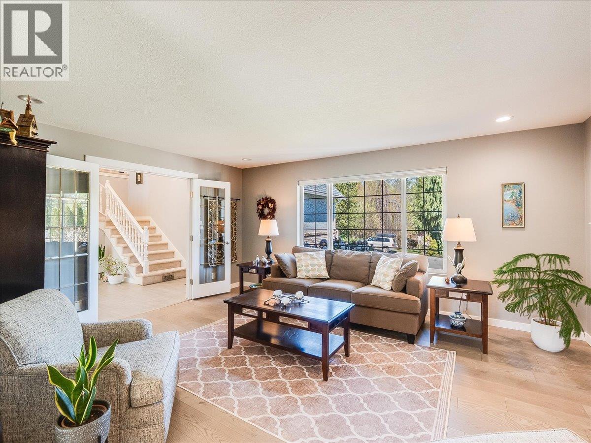 3312 Southridge Drive, Castlegar, British Columbia  V1N 4G1 - Photo 62 - 10385224