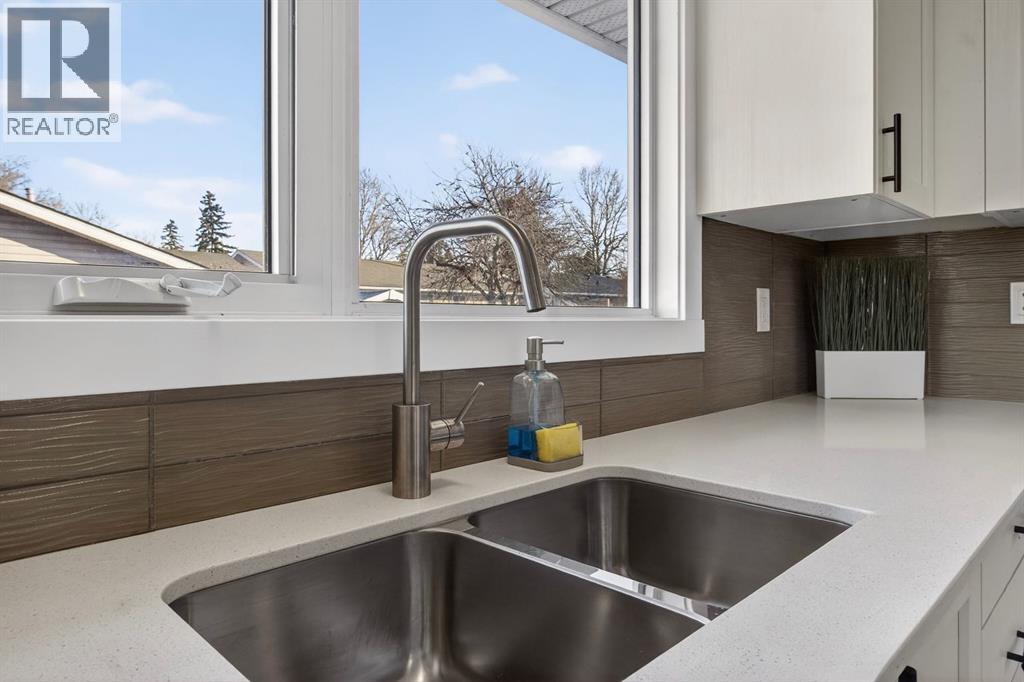 203 Lynnover Place SE, Calgary, Alberta  T2C 1L5 - Photo 15 - A2303329
