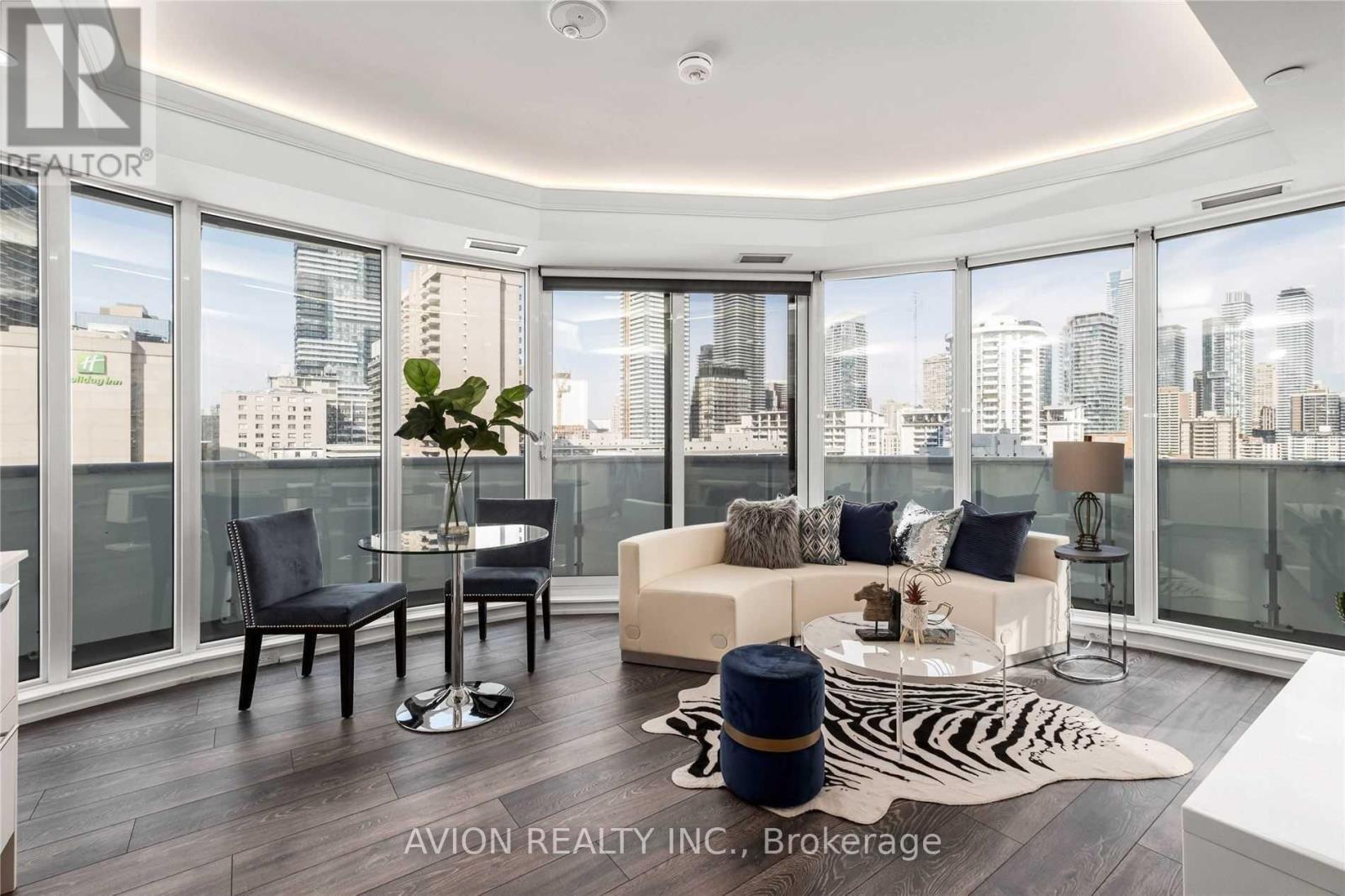 1605 - 403 CHURCH STREET, Toronto, Ontario