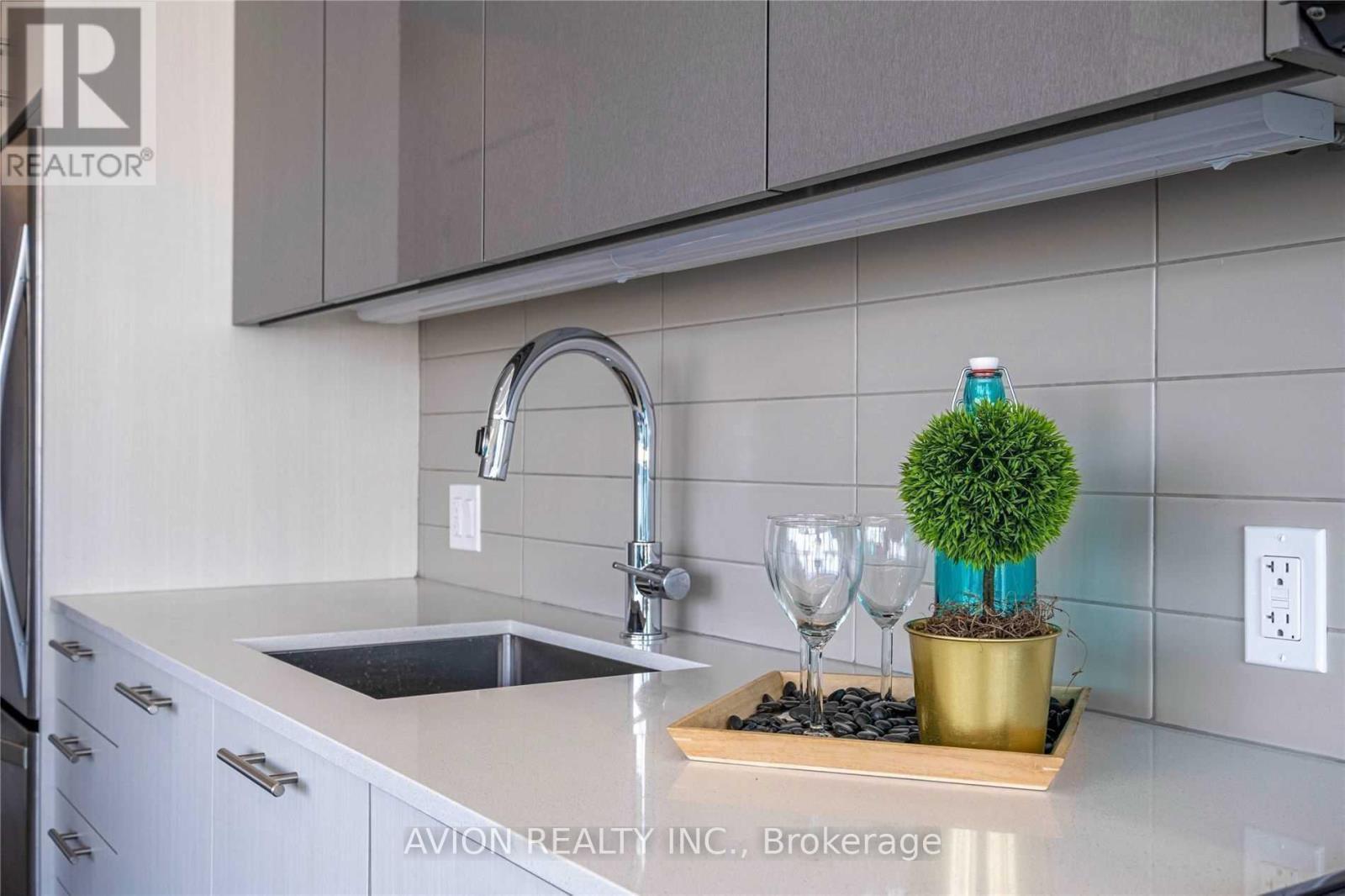 1605 - 403 Church Street, Toronto, Ontario  M4Y 0C9 - Photo 15 - C13060262
