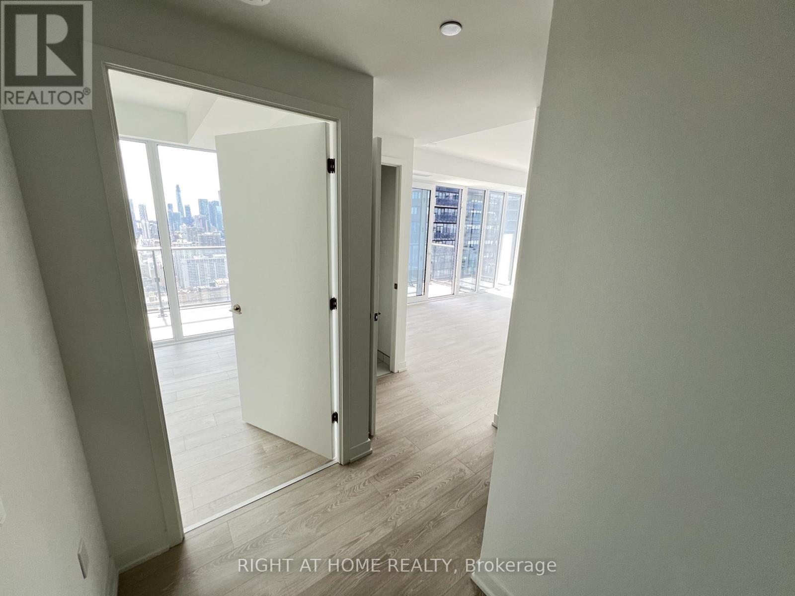 3910 - 634 Church Street, Toronto, Ontario  M4Y 0G9 - Photo 3 - C13060296