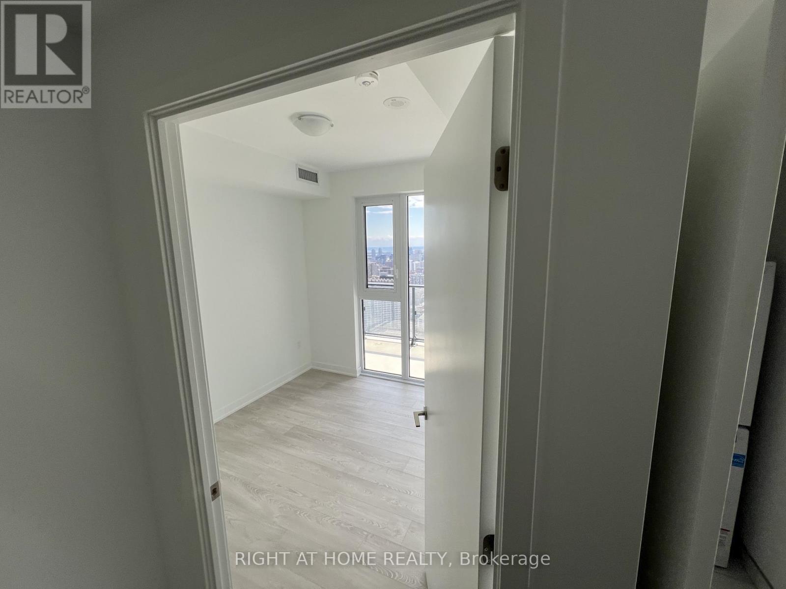 3910 - 634 Church Street, Toronto, Ontario  M4Y 0G9 - Photo 4 - C13060296