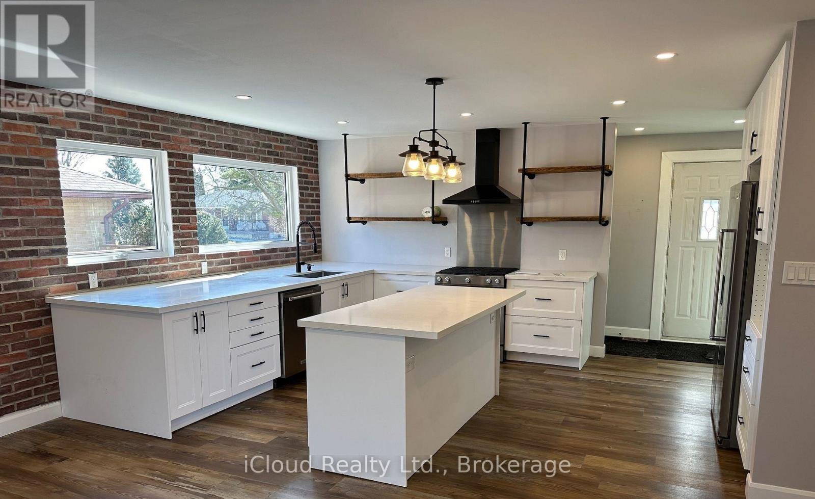 Main - 747 Glenforest Street W, Oshawa, Ontario  L1J 5E9 - Photo 5 - E13060212