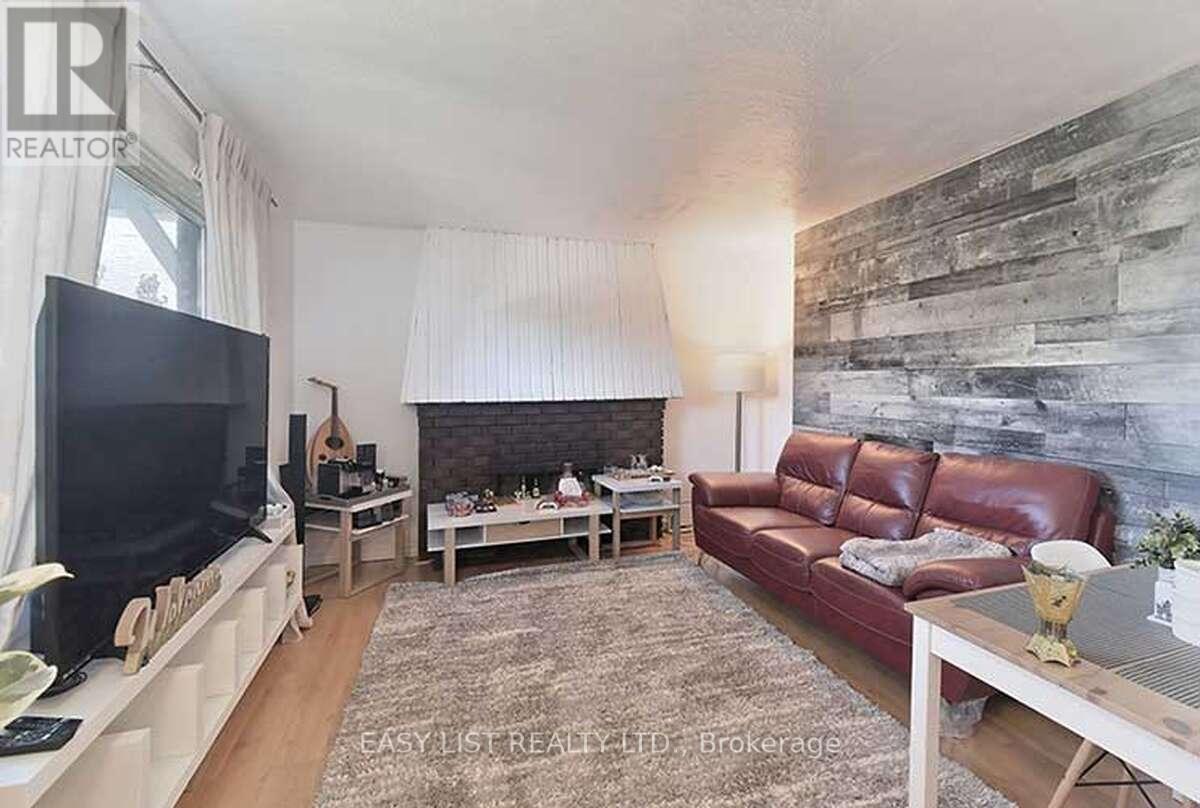 777 Birchmount Road, Toronto (Ionview), Ontario  M1K 1R7 - Photo 3 - E13060226