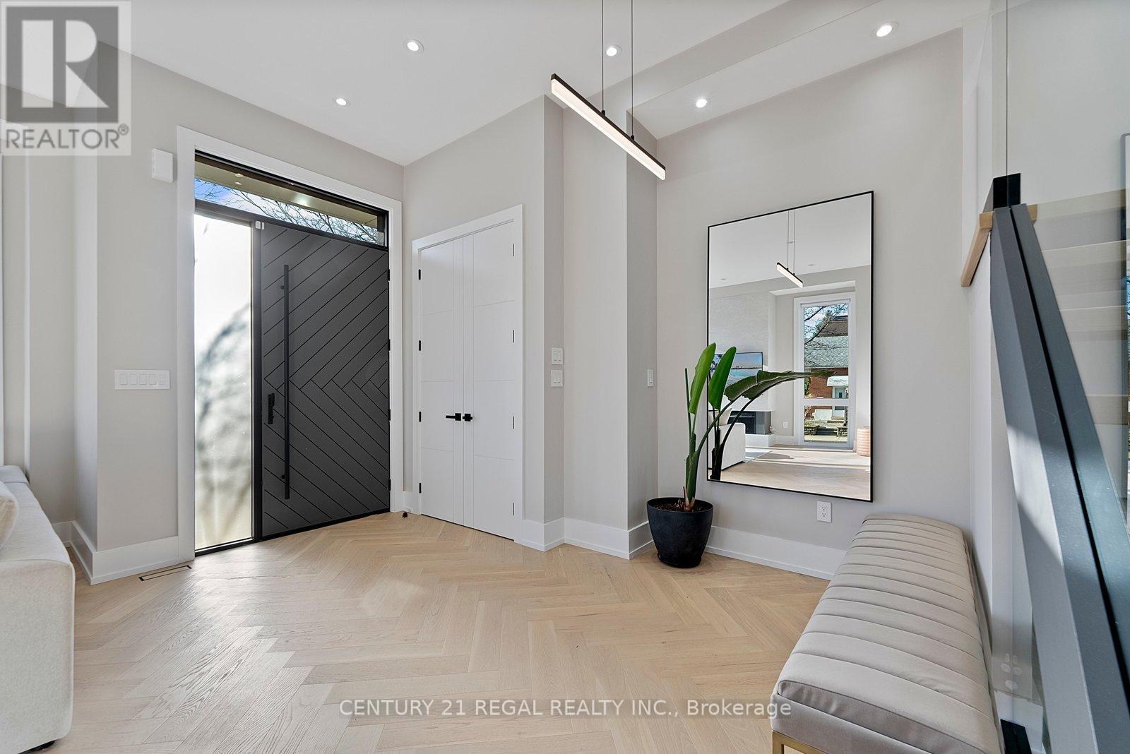 171 Durant Avenue, Toronto (East York), Ontario  M4J 4W5 - Photo 13 - E13060252