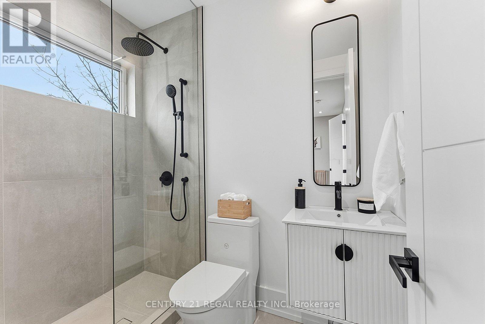 171 Durant Avenue, Toronto (East York), Ontario  M4J 4W5 - Photo 27 - E13060252