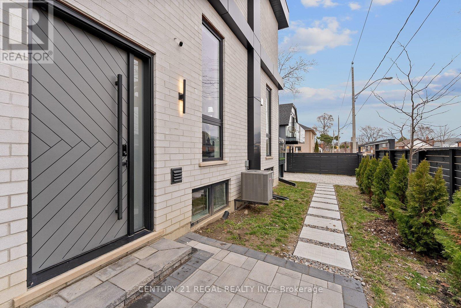 171 Durant Avenue, Toronto (East York), Ontario  M4J 4W5 - Photo 37 - E13060252