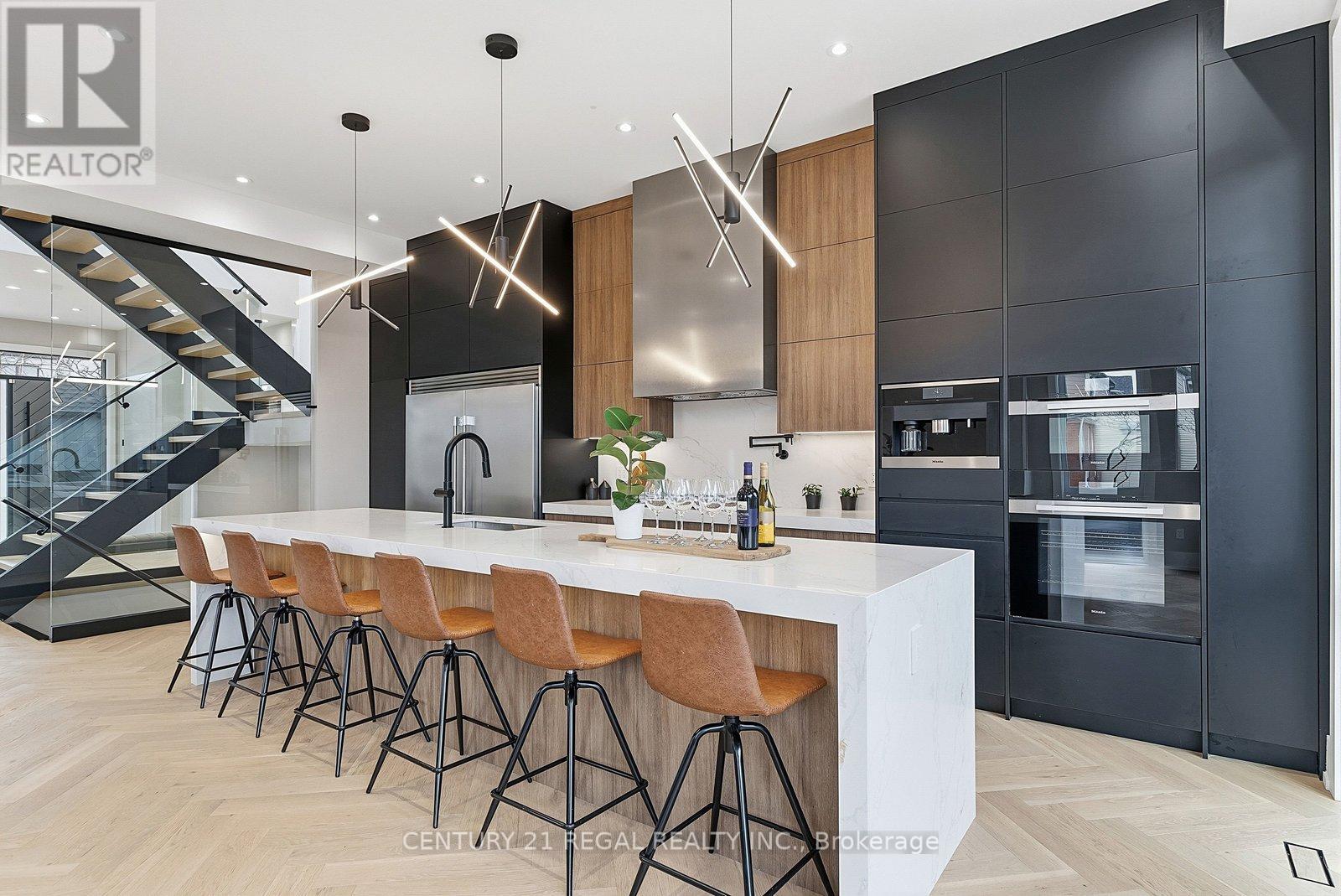 171 Durant Avenue, Toronto (East York), Ontario  M4J 4W5 - Photo 7 - E13060252