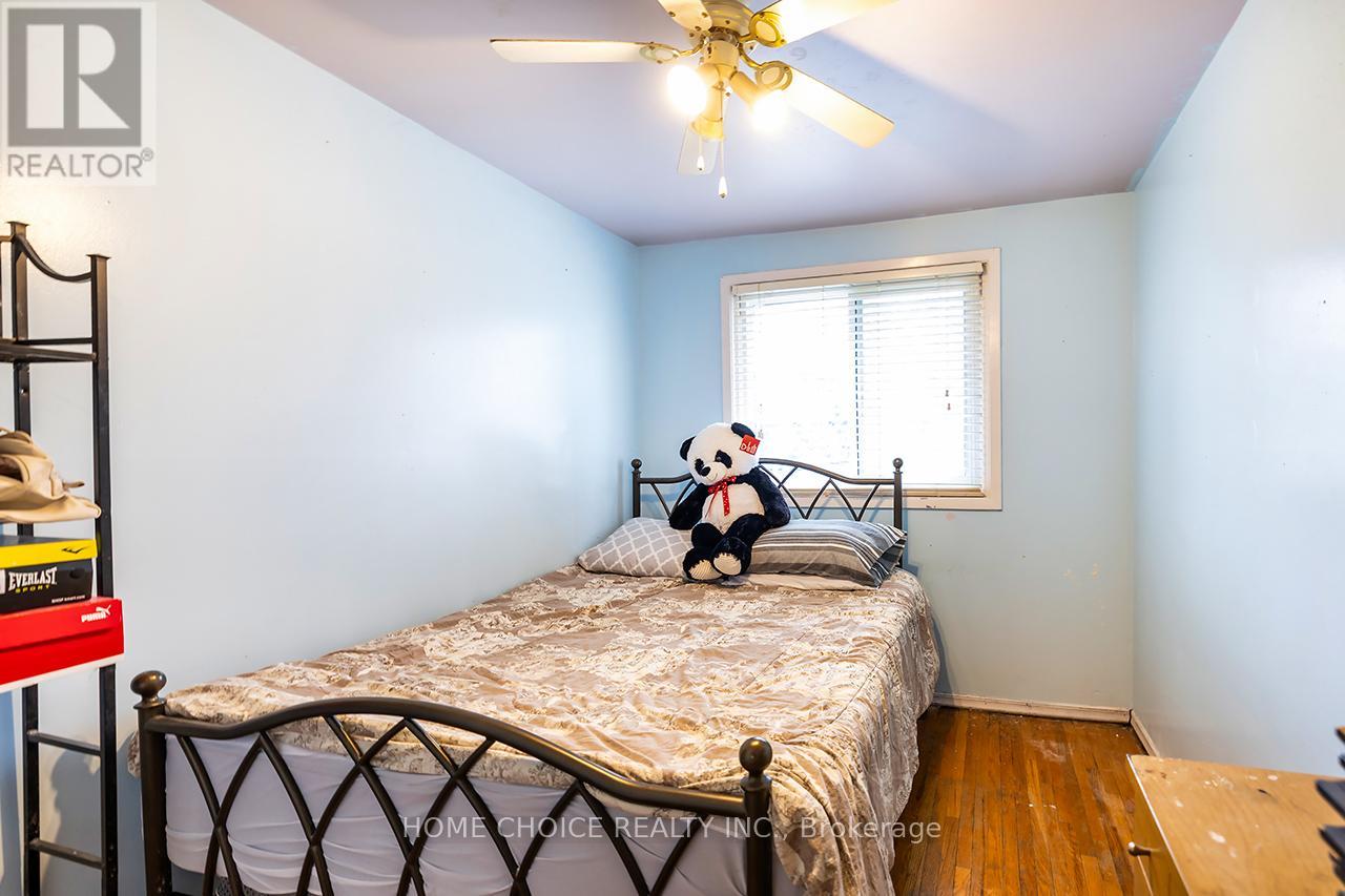 225 Barkley Crescent, Oshawa, Ontario  L1J 2E7 - Photo 13 - E13060264