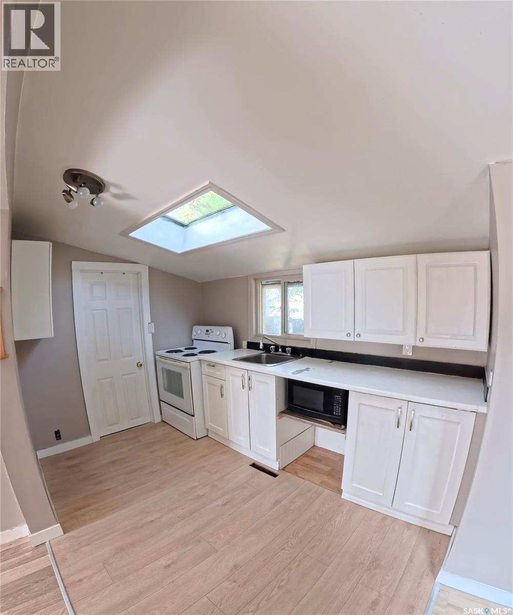 4416 2nd Avenue N, Regina, Saskatchewan  S4R 0Y4 - Photo 10 - SK034211