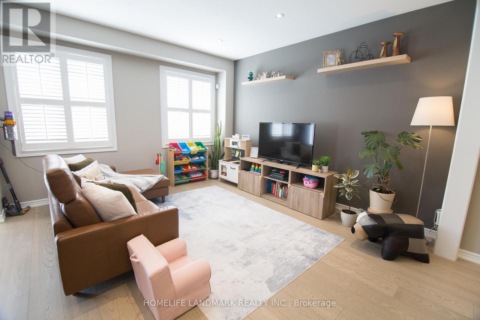 93 Park Place Drive, Markham (Greensborough), Ontario  L6E 1Z7 - Photo 10 - N13060224