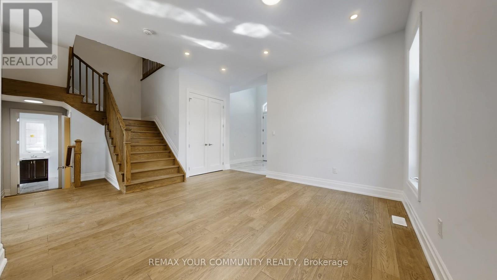 353 Somme Street, Woodstock, Ontario  N4T 0K3 - Photo 13 - X12990914