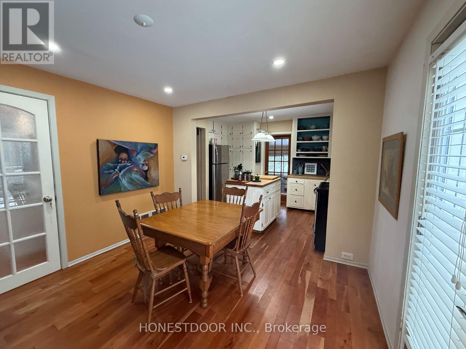 2015 Ridge Road W, Oro-Medonte (Shanty Bay), Ontario  L0L 2L0 - Photo 12 - S13060286