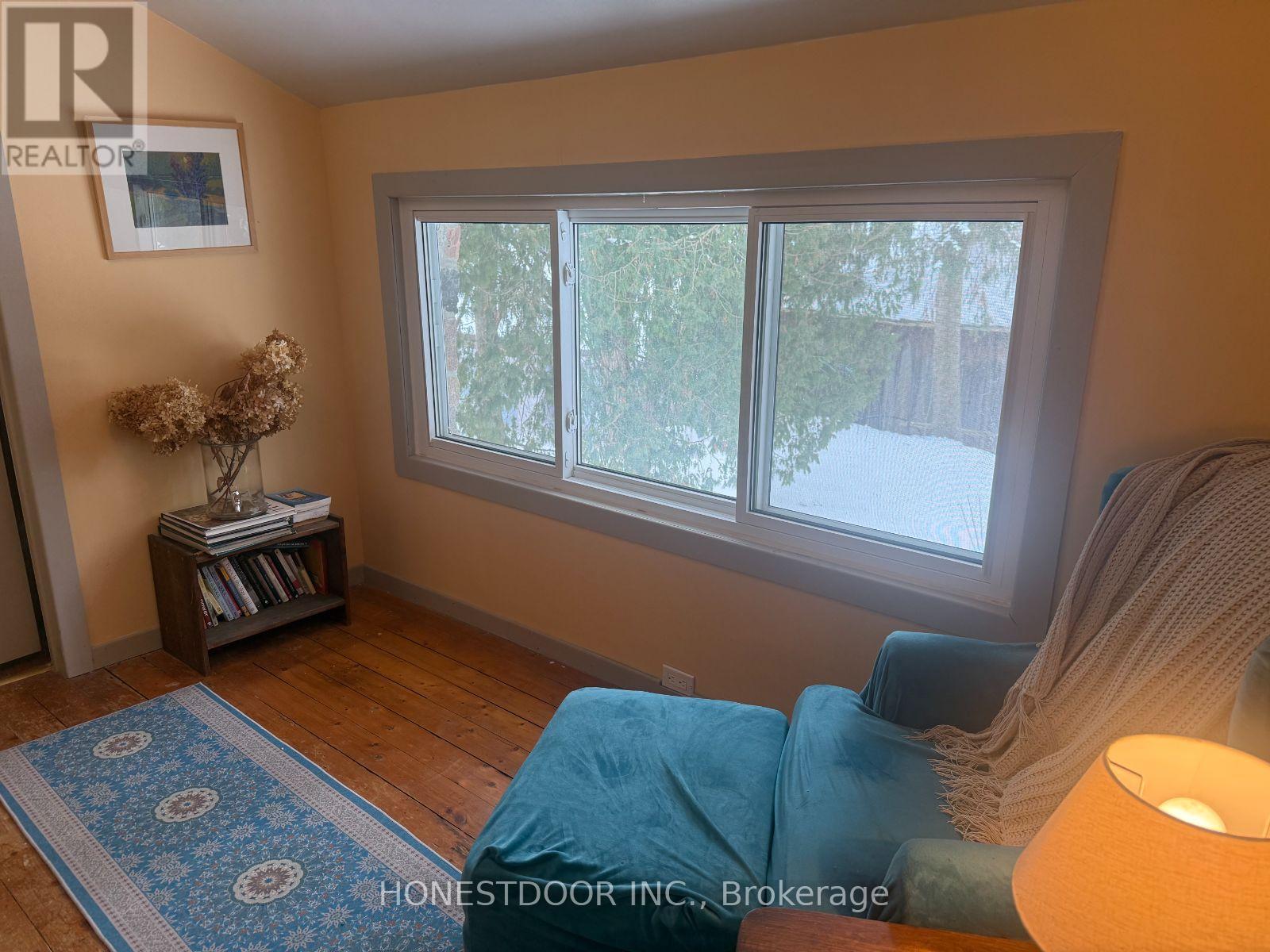 2015 Ridge Road W, Oro-Medonte (Shanty Bay), Ontario  L0L 2L0 - Photo 17 - S13060286