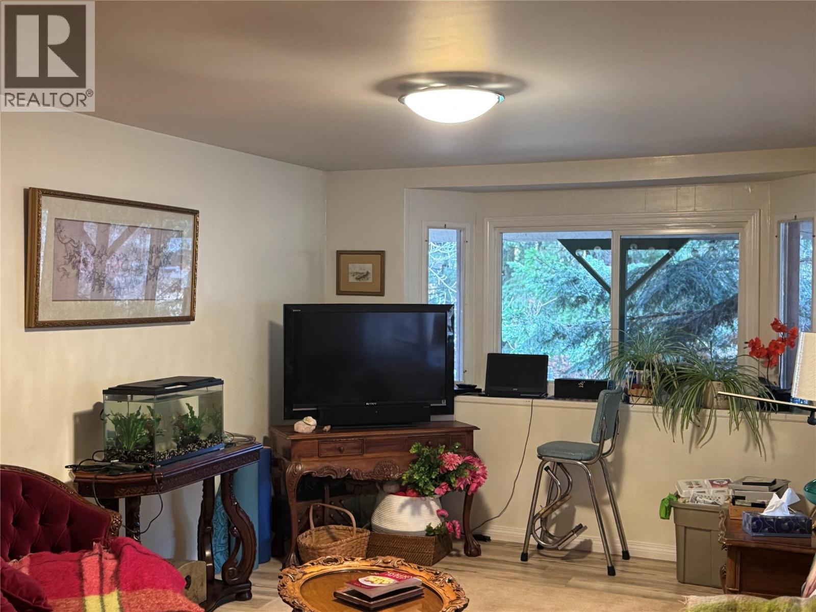 1368 Wenger Road, Arrow Creek, British Columbia  V0B 1G9 - Photo 3 - 10380857