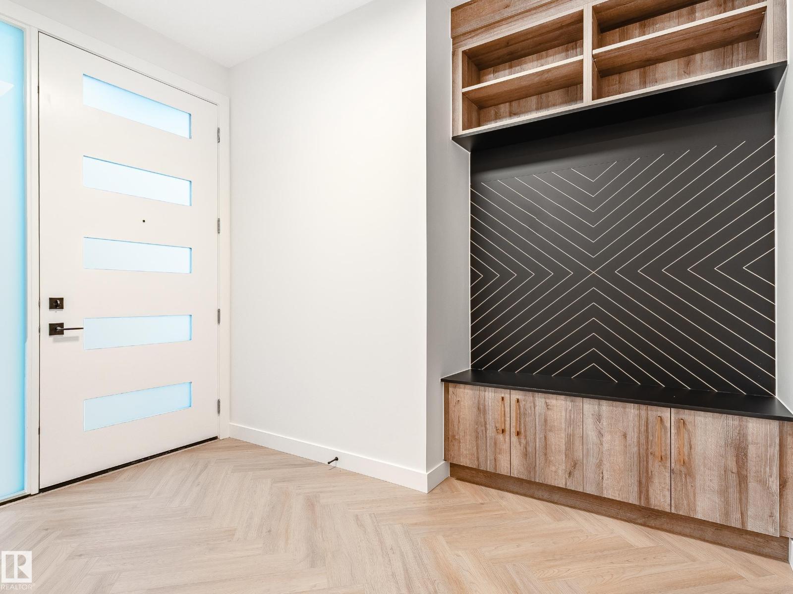 125 Lilac Cl, Leduc, Alberta  T9E 1R3 - Photo 4 - E4484715