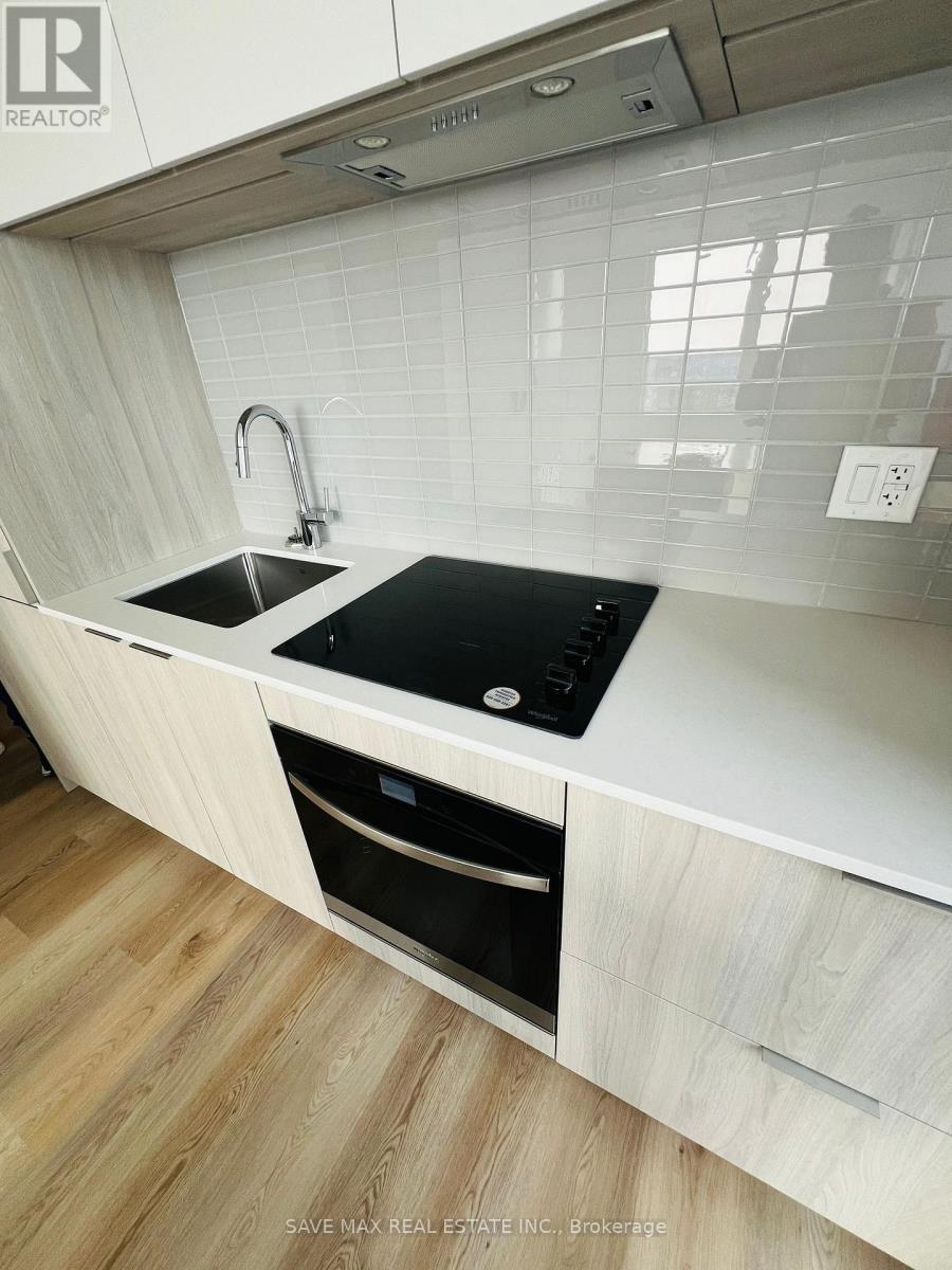 3008 - 395 Square One Drive, Mississauga, Ontario  L5B 0P6 - Photo 6 - W13060244