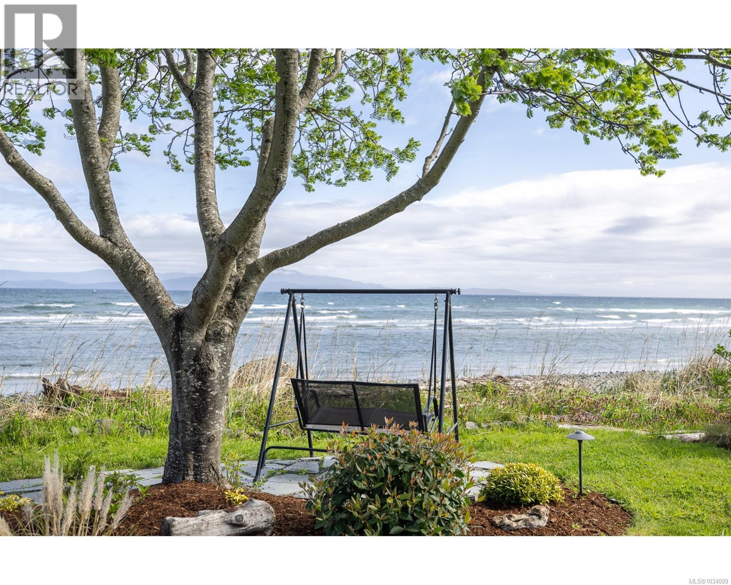 1039 Seacrest Pl, Qualicum Beach, British Columbia  V9K 1E7 - Photo 9 - 1034009