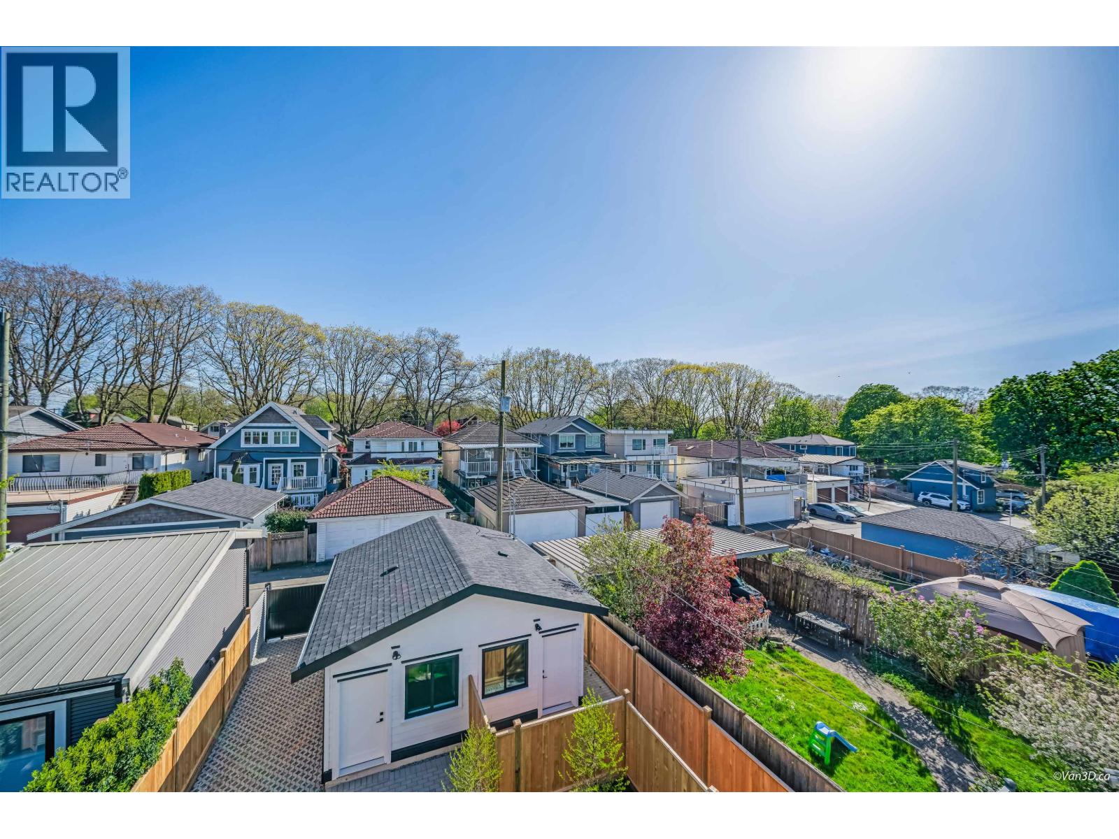 2 2636 Mcgill Street, Vancouver, British Columbia  V5K 1H3 - Photo 21 - R3117499