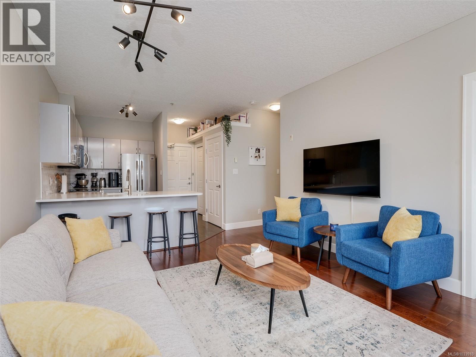 204 76 Gorge Rd W, Saanich, British Columbia  V9A 1M1 - Photo 11 - 1033910