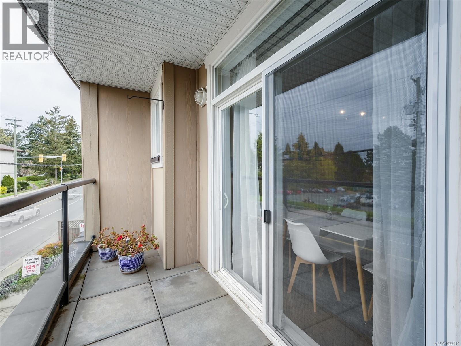 204 76 Gorge Rd W, Saanich, British Columbia  V9A 1M1 - Photo 21 - 1033910