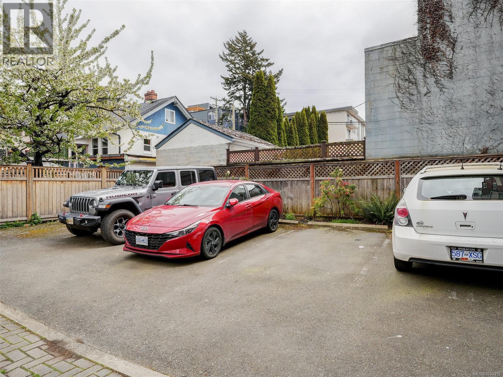 204 76 Gorge Rd W, Saanich, British Columbia  V9A 1M1 - Photo 23 - 1033910