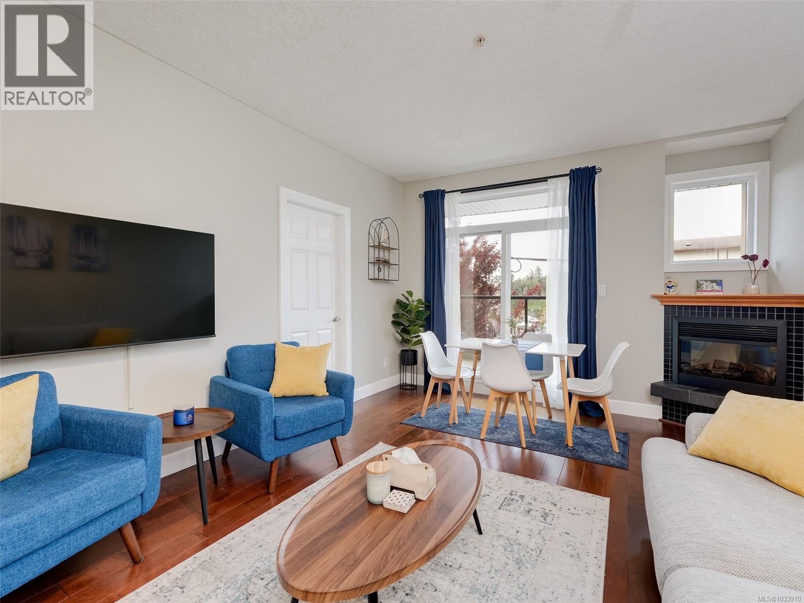 204 76 Gorge Rd W, Saanich, British Columbia  V9A 1M1 - Photo 3 - 1033910