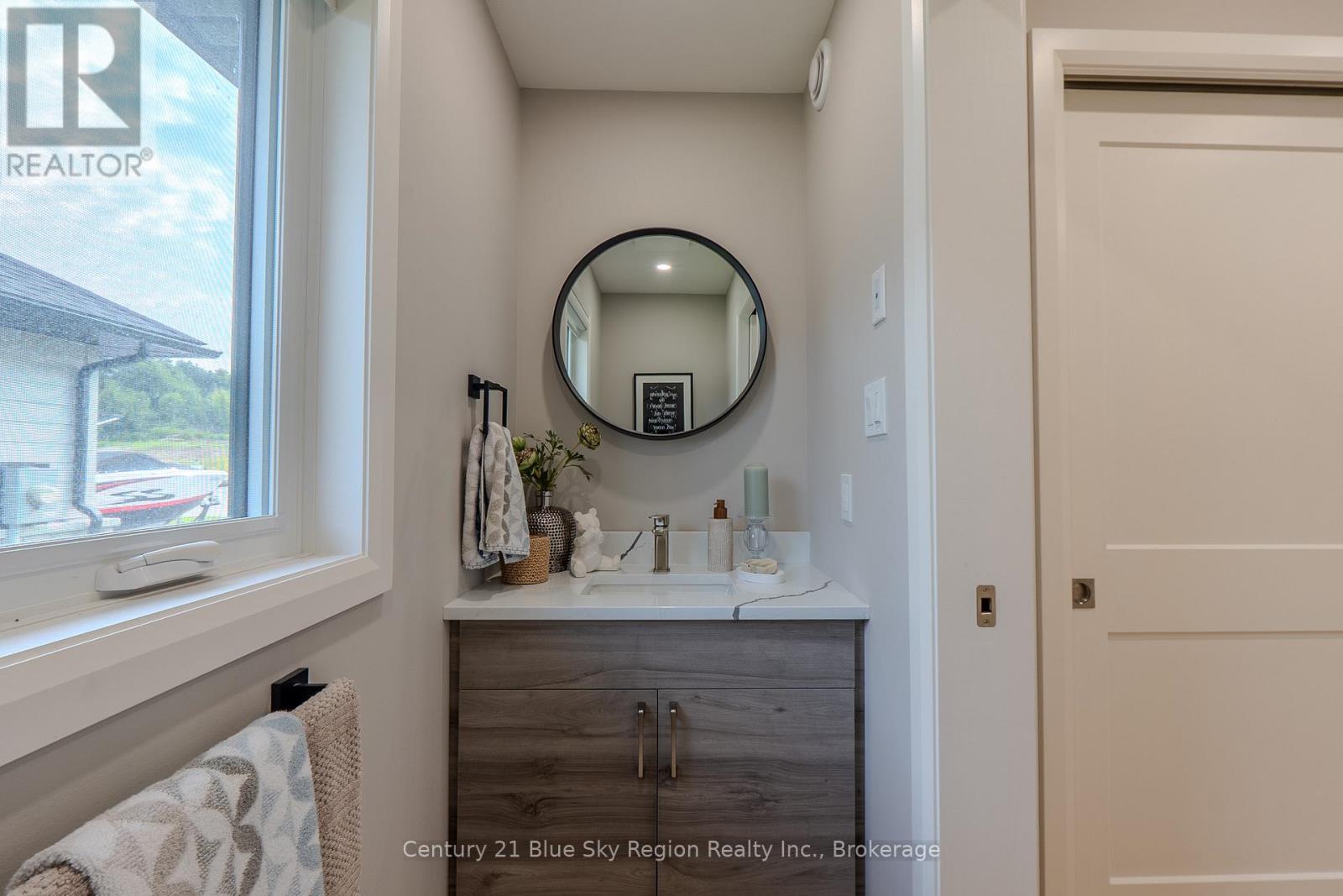 37 Silver Maple Lane, North Bay, Ontario  P1C 0B5 - Photo 12 - X12860962