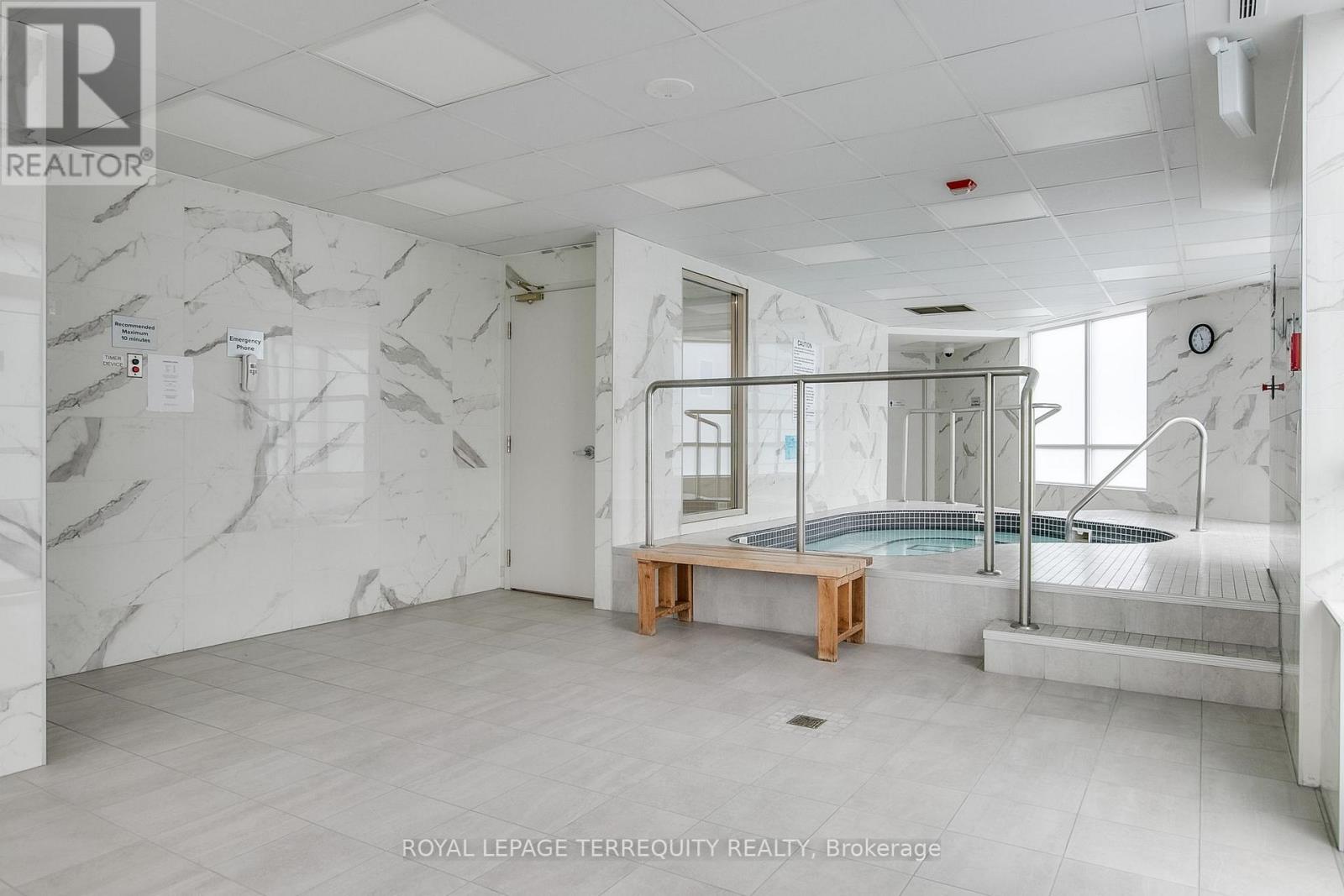 105 - 1131 Steeles Avenue W, Toronto, Ontario  M2R 3W8 - Photo 46 - C13008930