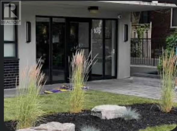 105 Raglan Avenue, Toronto, Ontario  M6C 2K7 - Photo 2 - C13060160