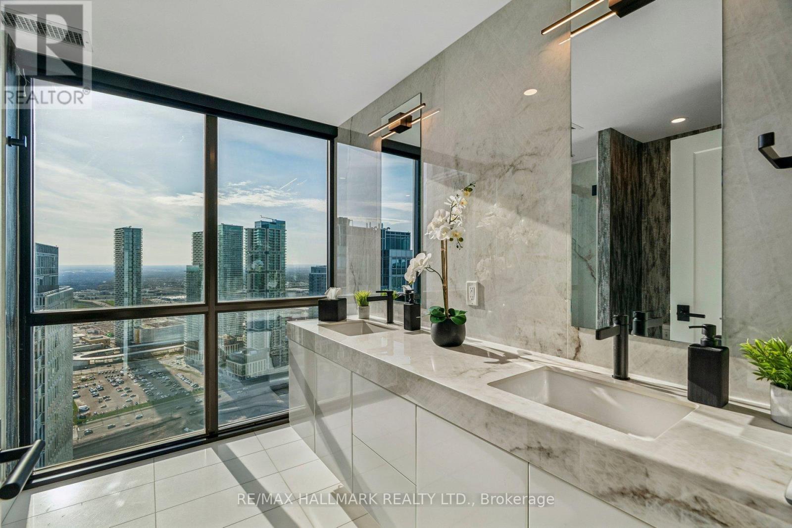 Ph3804 - 2908 Highway 7 Road, Vaughan, Ontario  L4K 0K5 - Photo 33 - N13042898